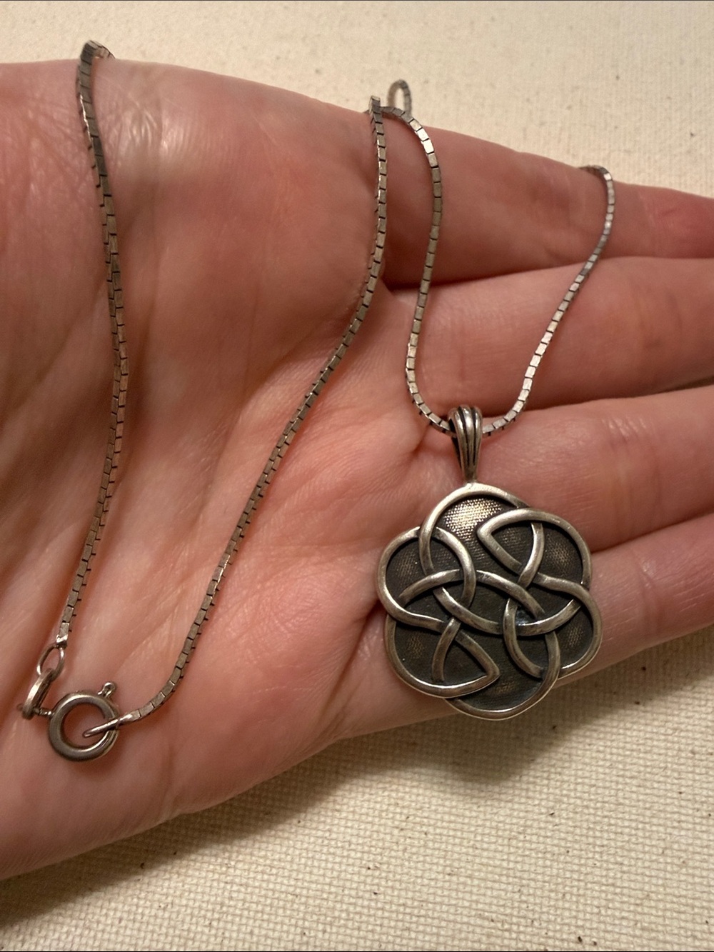 Sterling Silver 925 WJ Celtic Knot Pendant Necklace 15.5’ Shield Of Destiny